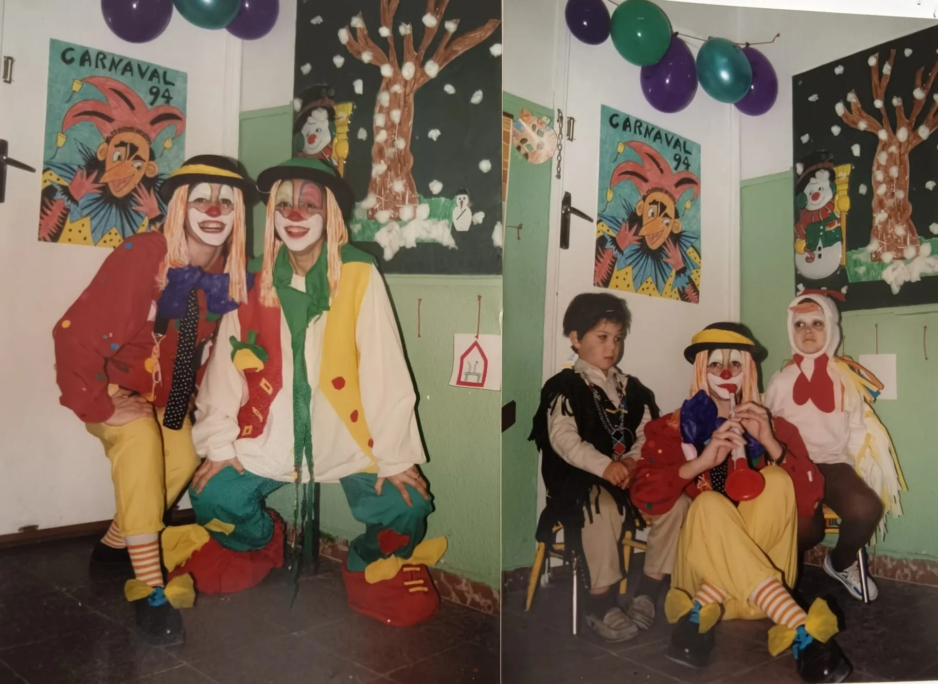 Payasos y niños disfrazados junto al cartel del Carnaval 94
